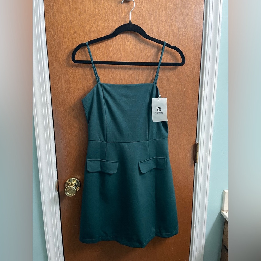 Elegant Green Mini Dress NWT